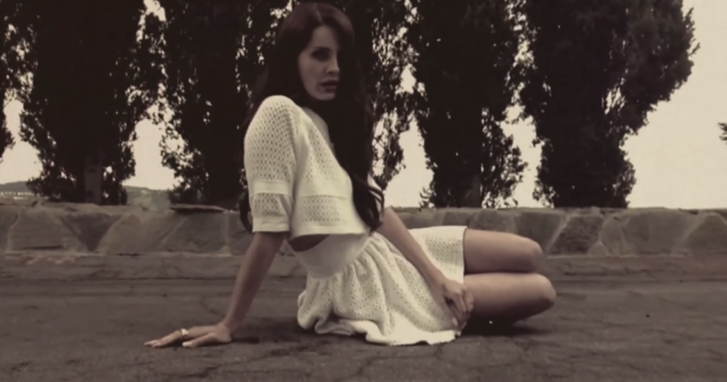 Песня lana del rey summertime sadness