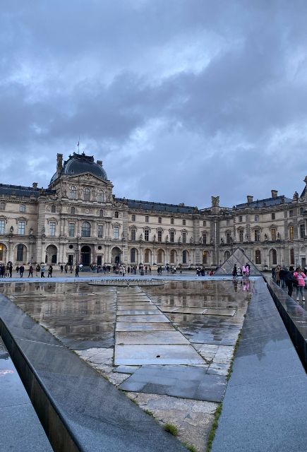 Párizs Louvre